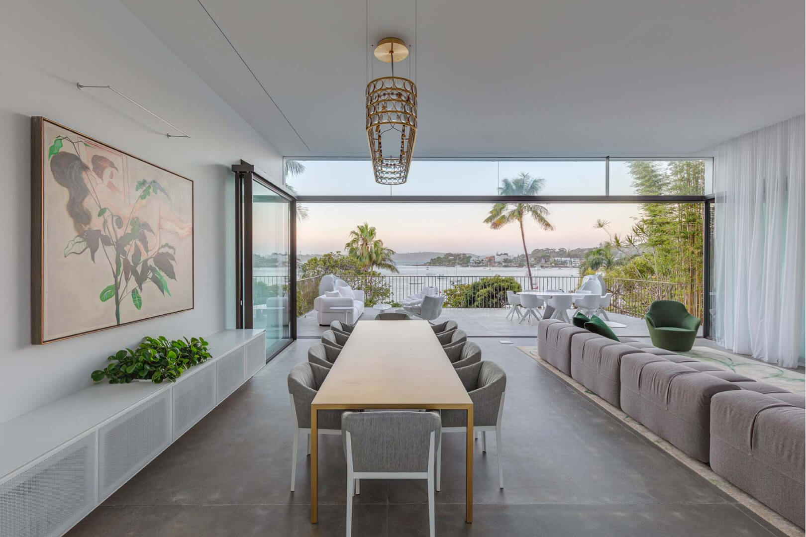 The Vitrocsa Turnable Window system removes physical barriers and extends living spaces to the outdoors.