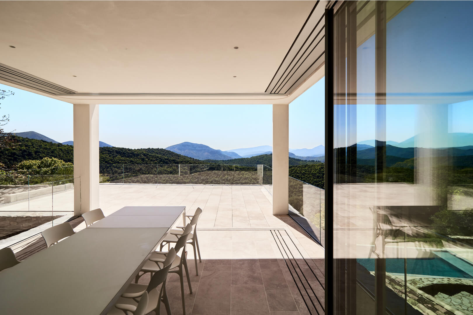 The Maison CL in Cévennes, Southwest France, uses Vitrocsa's Patented Turnable Corner Window System.
