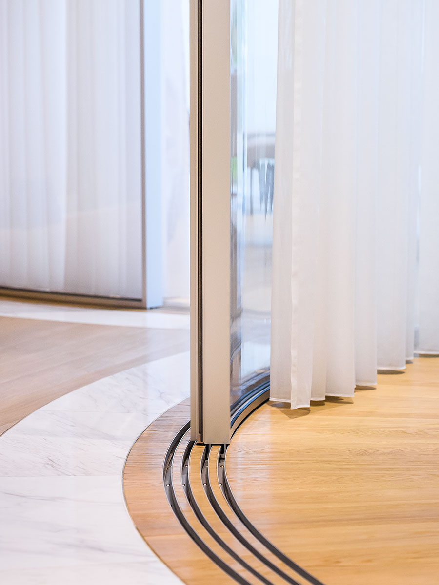 Piaget VIP Rooms showing Vitrocsa curved sliding leaves forming circular spaces