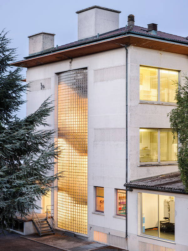 2016 Vitrocsa se convirtió en el propietario del edificio de relojería