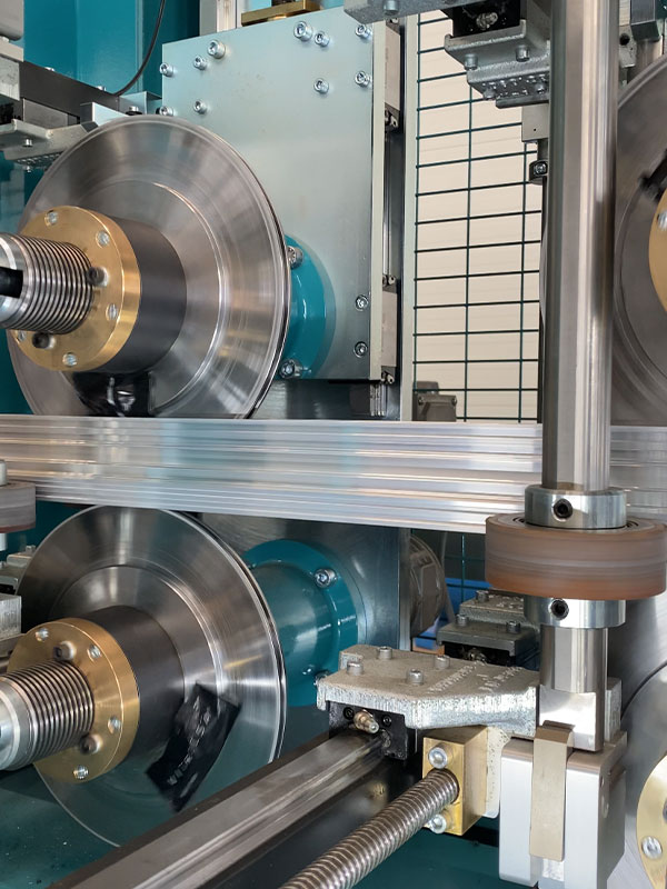 2018 Vitrocsa adquirió nuevas máquinas