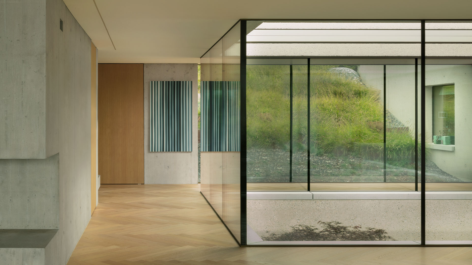 Villa BEC with Minimal Vitrocsa Sliding Windows