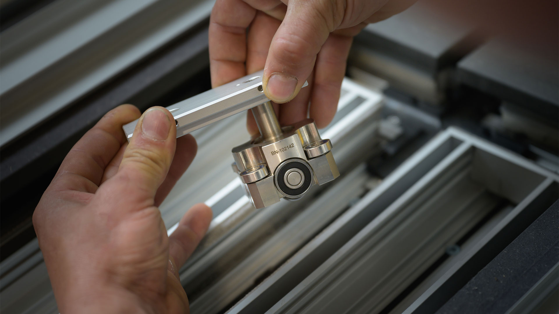 Invisible Technology: The Engineering Behind Minimalist Glazing